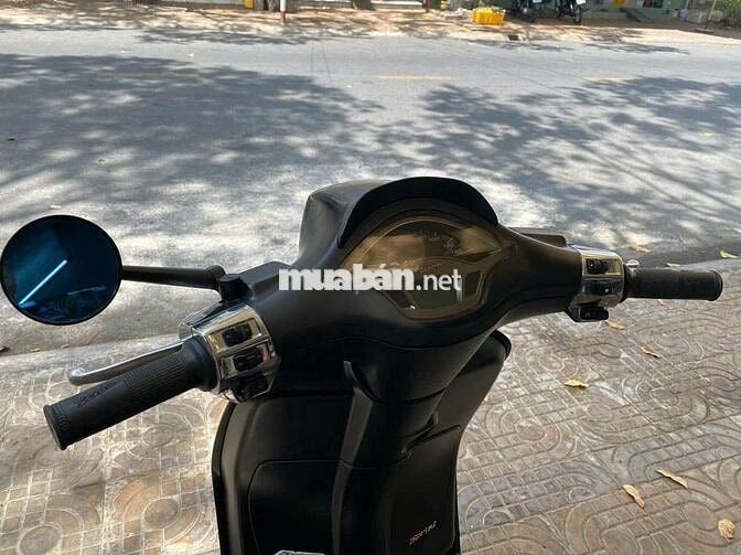 Xe Vespa Piago