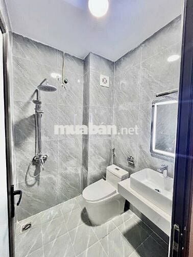 NHÀ MỚI KÍNH KOONG – NHỈNH 6 TỶ – HOÀNG MAI – FULL NỘI THẤT