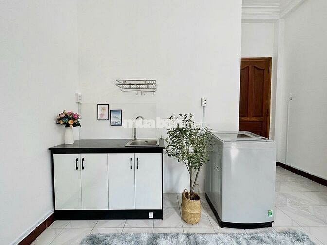 Cho thuê Phòng ban công, xa bếp khu Bùi Đình Tuý, Bình Thạnh gần Q1