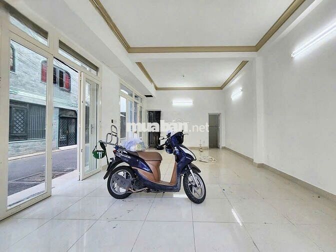 Cho Thuê Mặt Bằng Đường Nguyễn Thái Bình, Tân Bình ( Ngang 4.5m )