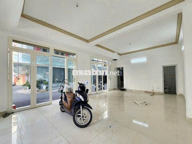 Cho Thuê Mặt Bằng Đường Nguyễn Thái Bình, Tân Bình ( Ngang 4.5m )