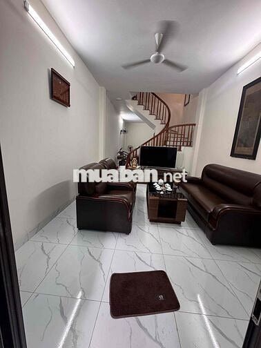 Bán Căn Nhà Tâm Huyết Phố Nguyễn Chinbs Bán Căn Nhà Tâm Huyết Phố Nguyễn Chinbs