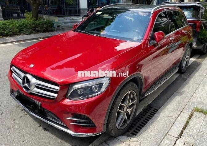 Cần bán xe ô tô 5 chỗ GLC300 đã qua sử dụng