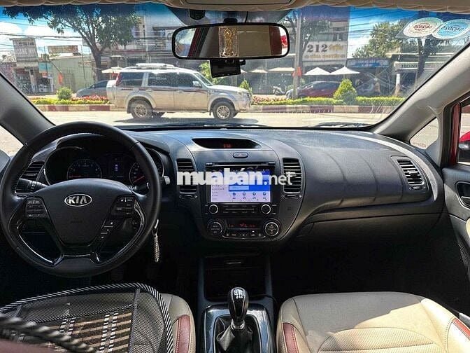 Kia Cerato 2018 1.6 MT - 92000 km