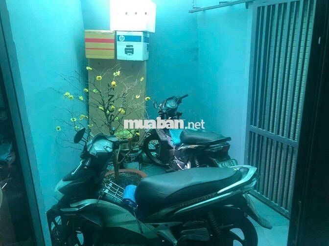 QUẬN 1, HẺM ĐẸP 3M, 10M RA MT HOÀNG SA-SÔNG, CHỈ 5.2 TỶ, 38 M2, 2 TẦNG