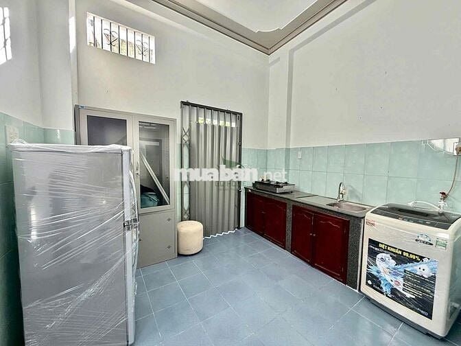 CHO THUÊ NHÀ Ở KINH DOANH GẦN CHỢ PHƯƠNG SÀI GIÁ 15 TRIỆU/THÁNG