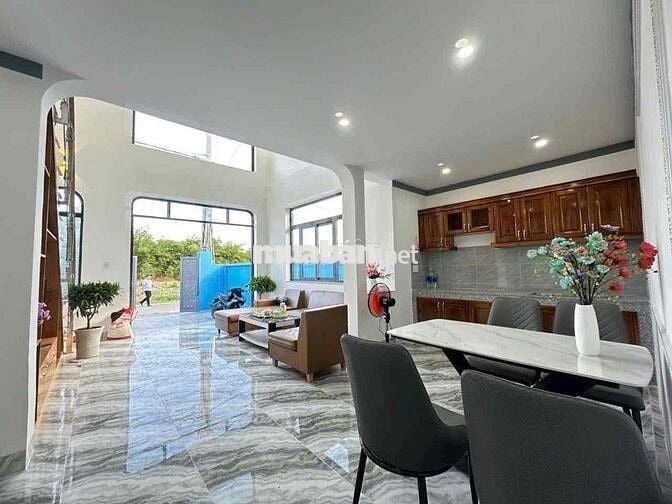 Nhà Gác lửng đẹp , giá rẻ ở Long Thành