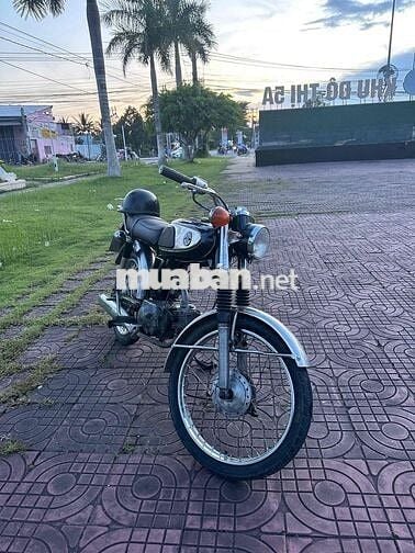 cần bán xe đúng giấy ss50 v 72 nhé ae