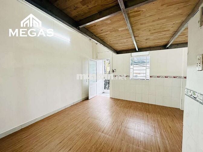 PHÒNG DUPLEX RỘNG, GÁC CAO, BAN CÔNG THOÁNG - TÂN HƯƠNG, TÂN PHÚ