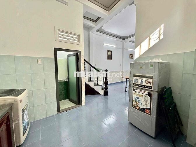 CHO THUÊ NHÀ Ở KINH DOANH GẦN CHỢ PHƯƠNG SÀI GIÁ 15 TRIỆU/THÁNG