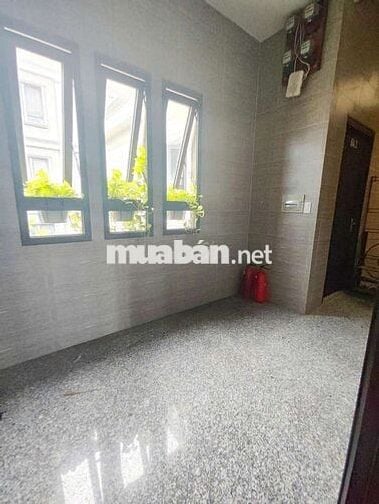 Căn hộ 2PN có bếp, máy lạnh, tủ lạnh, lầu 1