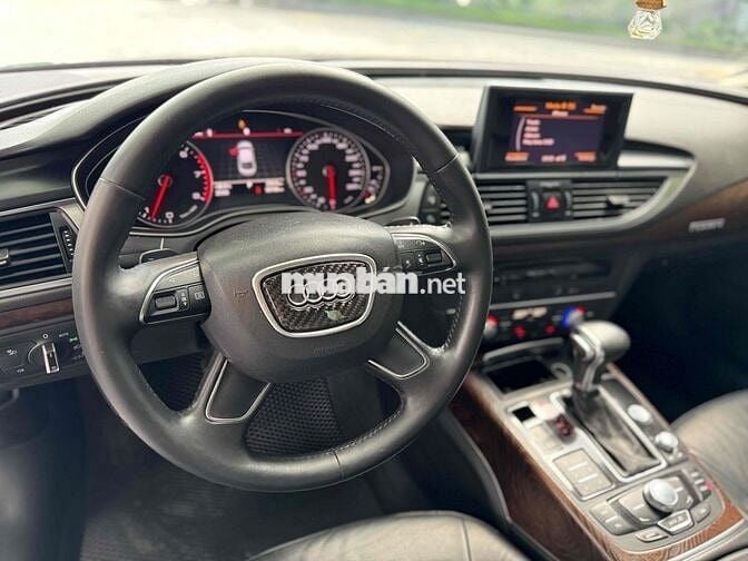 Audi A7 2013 - 912345 km