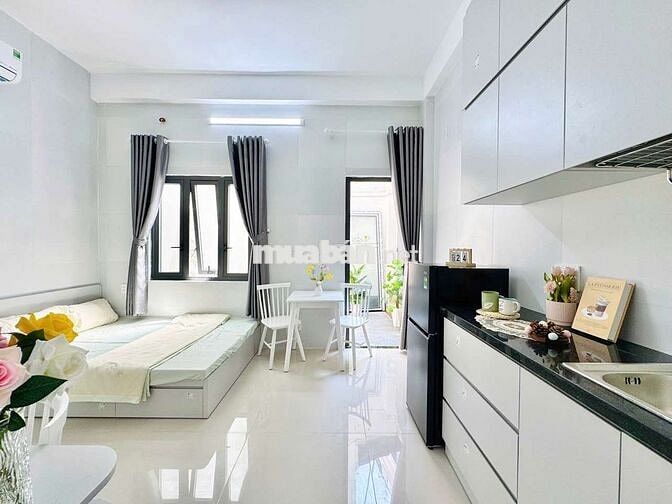 STUDIO CỬA SỔ TRỜI FULL NỘI THẤT Ở GẦN ÂU CƠ ĐẦM SEN QUẬN TÂN PHÚ