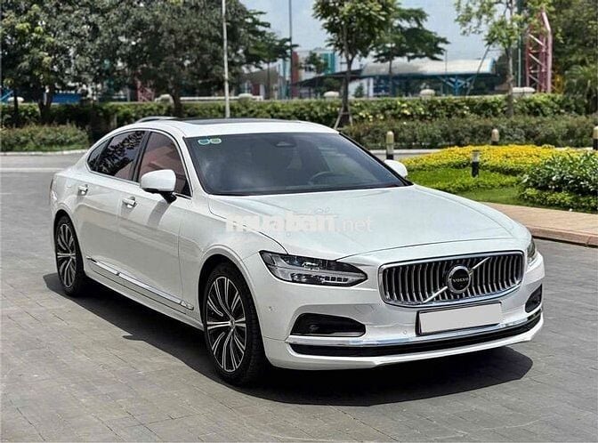 Volvo S90 LWB Ultimate B6 sx 2022 màu trắng đẹp