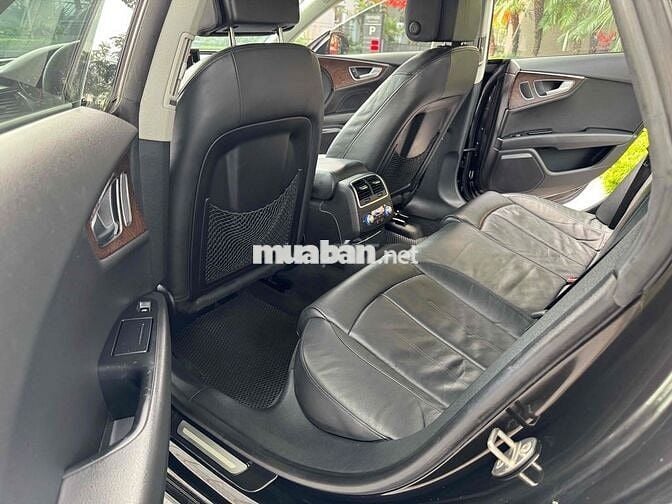 Audi A7 2013 - 912345 km