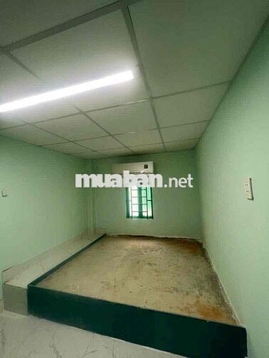 Phòng trọ có gác suốt DT sử dụng cỡ 20m2 sẵn máy lạnh, gần Đặng Văn Bi