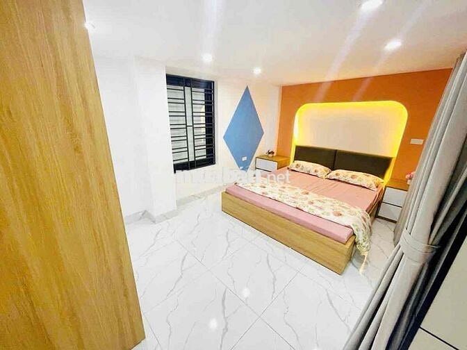 Bán nhà TT phố Nguyễn Siêu, sử dụng 80m, 2 thoáng, 3 ngủ 2wc, full NT
