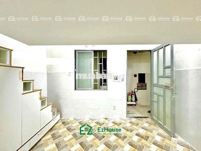 PHÒNG TRỌ GIÁ RẺ CÓ GÁC SẴN MÁY LẠNH MỚI TINH NGAY NGÃ TƯ BỐN XÃ