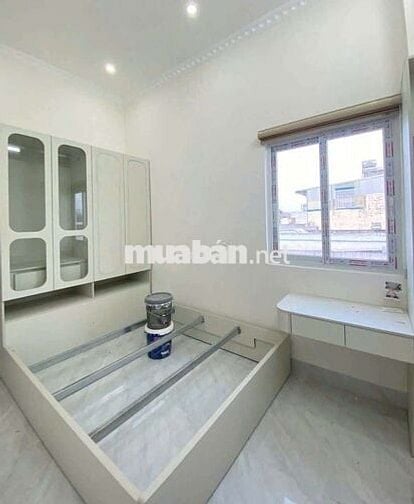 NHÀ 2 LẦU XÂY MỚI - KDC THỚI NHỰT