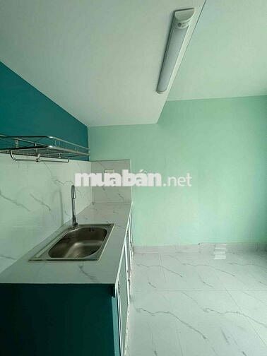 Phòng trọ có gác suốt DT sử dụng cỡ 20m2 sẵn máy lạnh, gần Đặng Văn Bi