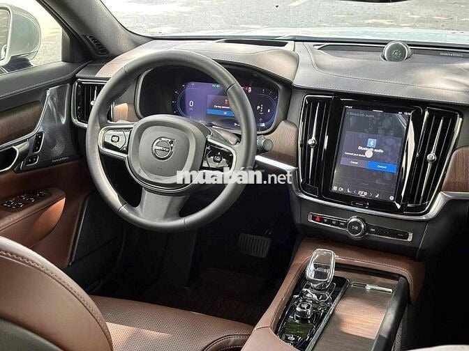 Volvo S90 LWB Ultimate B6 sx 2022 màu trắng đẹp