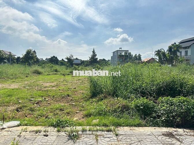 CHỦ NGỘP BÁN GẤP LÔ ĐẤT ĐƯỜNG 13 HÒA LONG - CÓ THỔ CƯ 126M2/1TY550