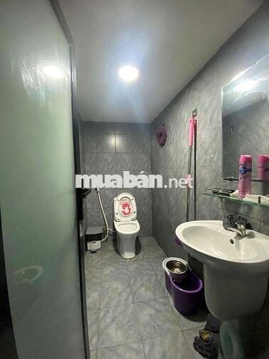 NGUYÊN CĂN MẶT TIỀN TÂN PHÚ ( 1 TRỆT 1 LẦU - 5X21 )