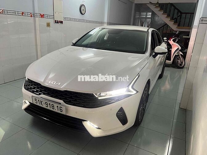 Kia K5 đăng kí 12/2023 bản 2.0 Luxury - 24888 km