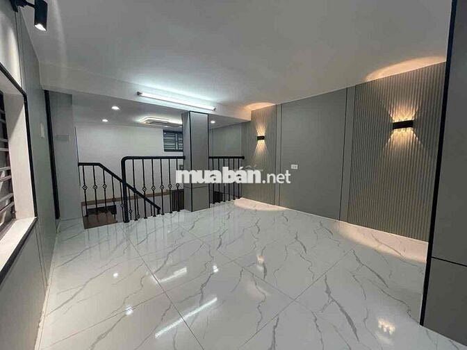 Bán nhà TT phố Nguyễn Siêu, sử dụng 80m, 2 thoáng, 3 ngủ 2wc, full NT
