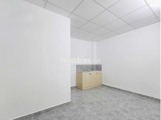 Studio rộng, có cửa sổ thoáng ngay gần HUB,UTE, ngã tư Thủ Đức