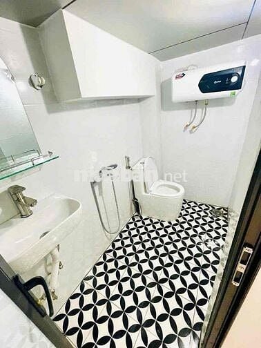 Bán nhà TT phố Nguyễn Siêu, sử dụng 80m, 2 thoáng, 3 ngủ 2wc, full NT