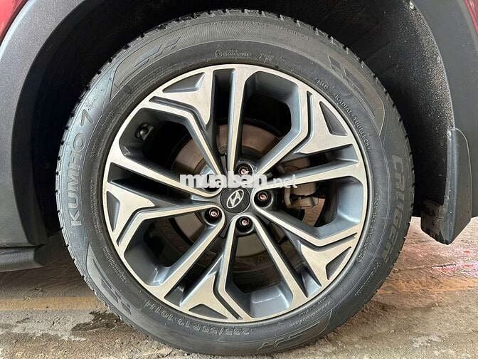 Hyundai Santafe 2020 Premium 2.2D,máy dầu,màu đỏ