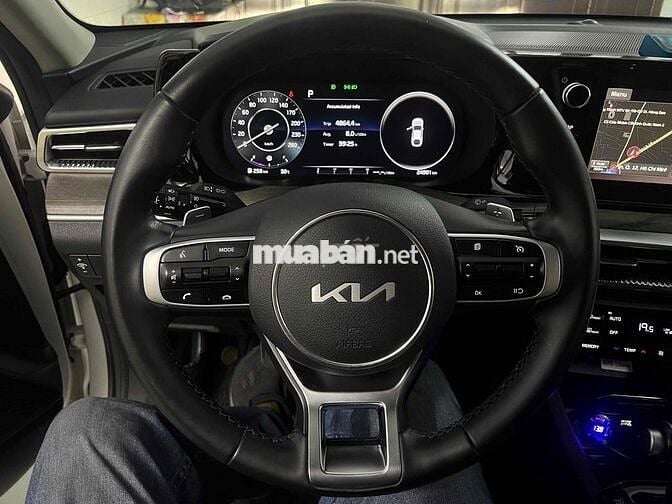 Kia K5 đăng kí 12/2023 bản 2.0 Luxury - 24888 km