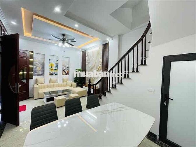 NHÀ 6 NGỦ-ĐƯỜNG BỜ SÔNG- DTSD 35M2-5T- CHỈ 7.45TỶ