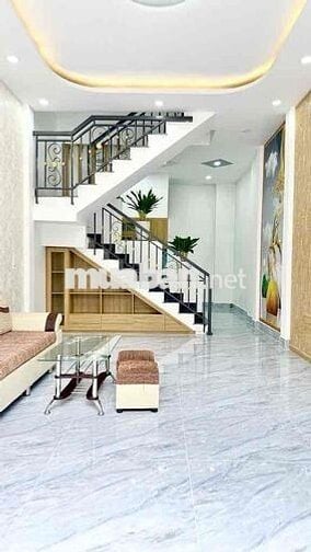 NHÀ ĐẸP HẺM XE HƠI SÁT MẶT TIỀN NGUYỄN THỊ HUÊ GẦN BẾN XE AN SƯƠNG