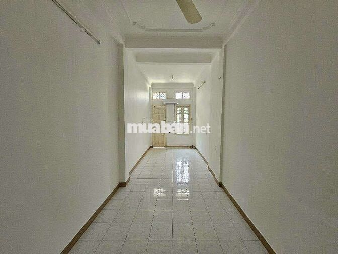 HƠN 10 TỶ, NHÀ LÝ NAM ĐẾ – 45M², 4 TẦNG – Ô TÔ ĐỖ CỬA