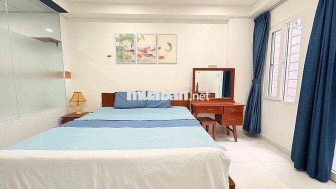 CHÍNH CHỦ TRỐNG 1PN BAN CÔNG 40m2 FULL TIỆN NGHI THANG MÁY NGAY KÝ CON