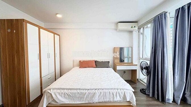 CHÍNH CHỦ TRỐNG 1PN BAN CÔNG 40m2 FULL TIỆN NGHI THANG MÁY NGAY KÝ CON