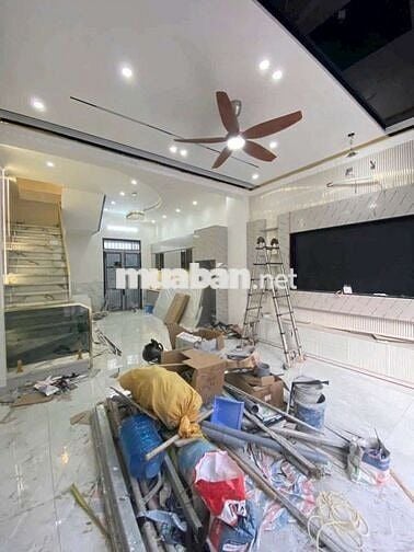 NHÀ 2 LẦU XÂY MỚI - KDC THỚI NHỰT