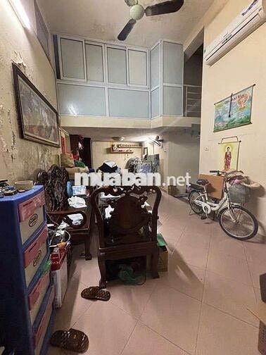 HƠN 6 TỶ- PHỐ NGUYỄN SIÊU – HÀNG BUỒM