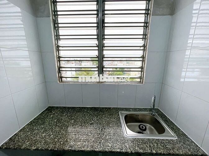 PHÒNG TRỌ MỚI, NGAY ĐẠI HỌC SPKT, NGÂN HÀNG, NGÃ TƯ THỦ ĐỨC