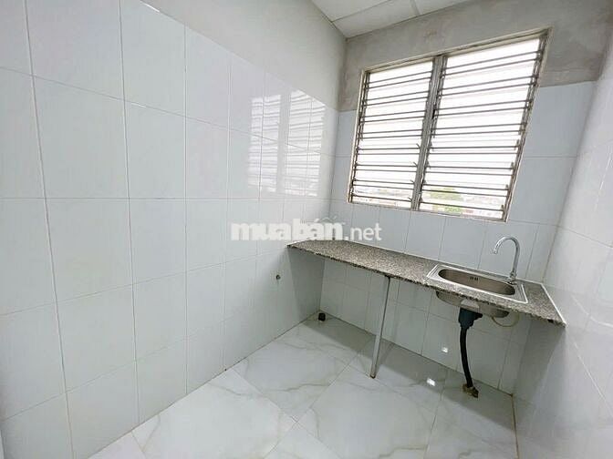 PHÒNG TRỌ MỚI, NGAY ĐẠI HỌC SPKT, NGÂN HÀNG, NGÃ TƯ THỦ ĐỨC