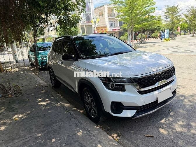 Kia Seltos 1.4 Luxury 2023 - 26.000 km