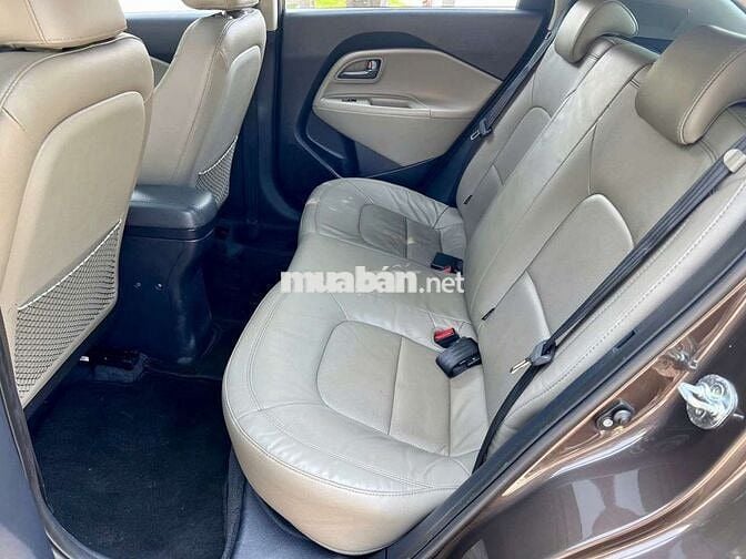 KIA RIO 2015 1.4 AT Hatchback - 46000 km