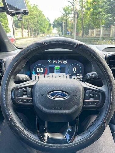 Ford Everest 2023 Titanium+ 2.0 AT 4x4 - 40000 km