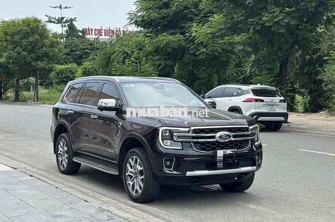 Ford Everest 2023 Titanium+ 2.0 AT 4x4 - 40000 km
