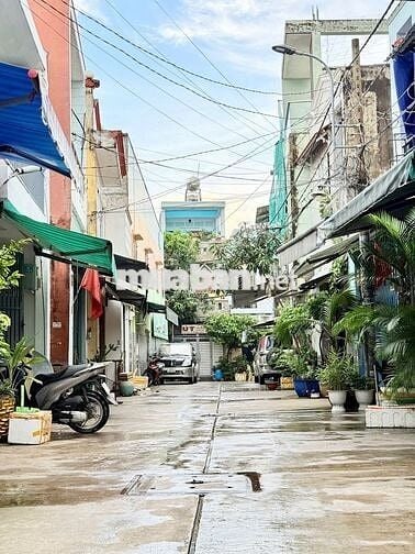 Nhà 1 trệt 1 lầu hẻm 284 dường 26-3 , kế AEON tân phú giá chỉ 4ty850tr