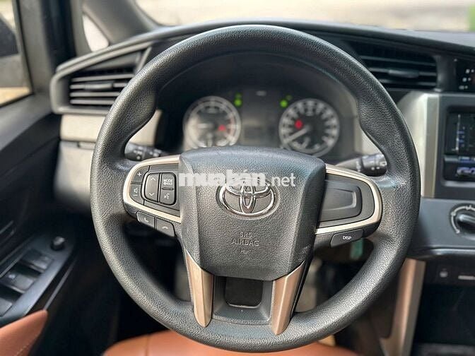 Toyota Innova 2018 2.0 E MT -98000 km