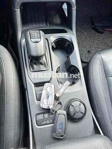 Ford Everest 2023 Titanium+ 2.0 AT 4x4 - 40000 km