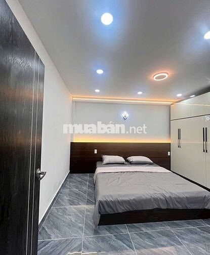 Nhà /30m TL 15, DT 55m2 Ngan 5m, 1 Lững 3PN-2WC, SHR, HXH rộng thoáng.